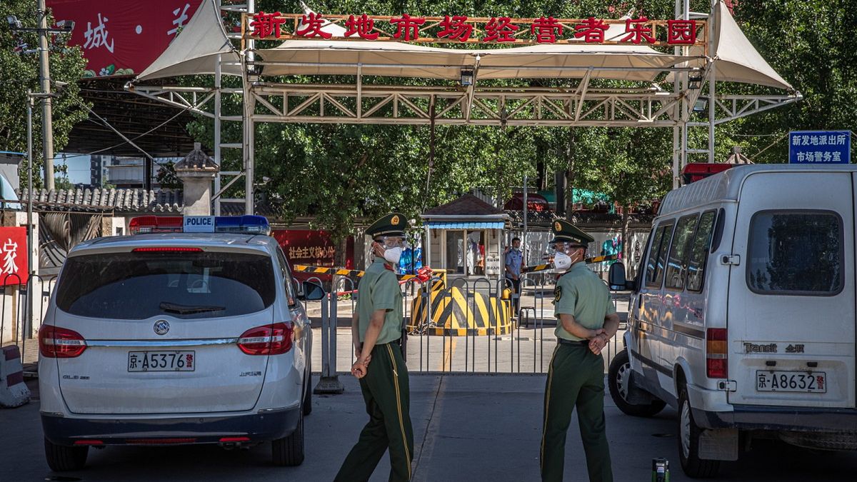 Zamknieto targ Xinfadi w Pekinie