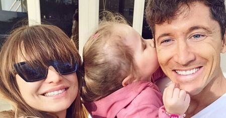 Robert Lewandowski wrócił do rodziny. Od razu spędza czas z córkami