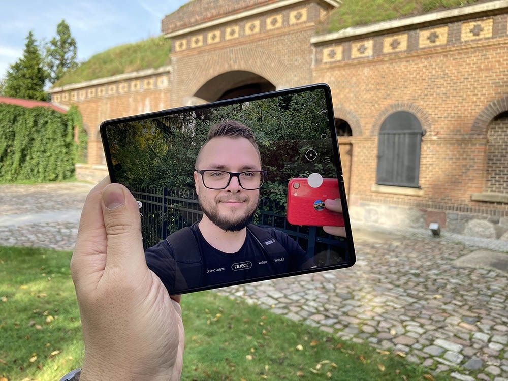 Galaxy Z Fold2 - wyświetlacz