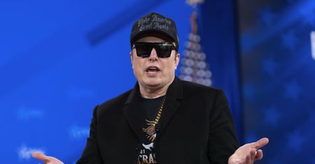 Musk buduje nowe imperium. Już budzi kontrowersje