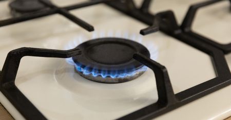 Gotujesz jedzenie na kuchence gazowej? To może być śmiertelna pułapka