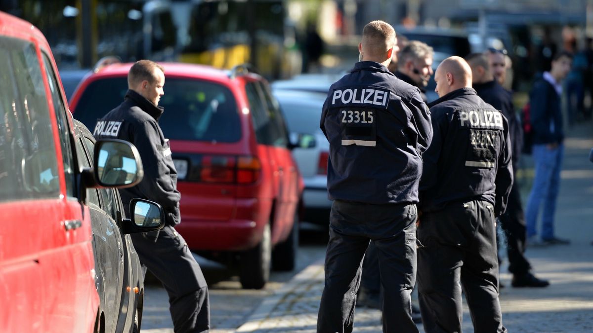 O?rodek dla uchod?c�w w Berlinie
Fot. Lukasz Szelemej/East News 
Berlin, 15.09.2015

Niemiecki osrodek dla uchodzcow w budynku Horst-Korber-Sportzentrum przy ul. Glockenturmstra?e 3 w Berlinie.
Lukasz Szelemej