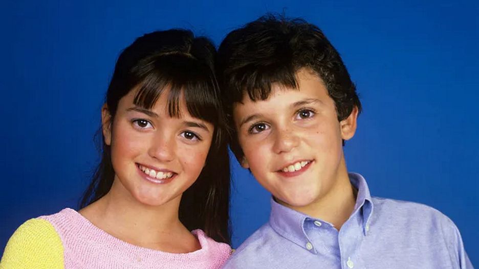 Danica McKellar i Fred Savage z czasów "Cudownych lat"