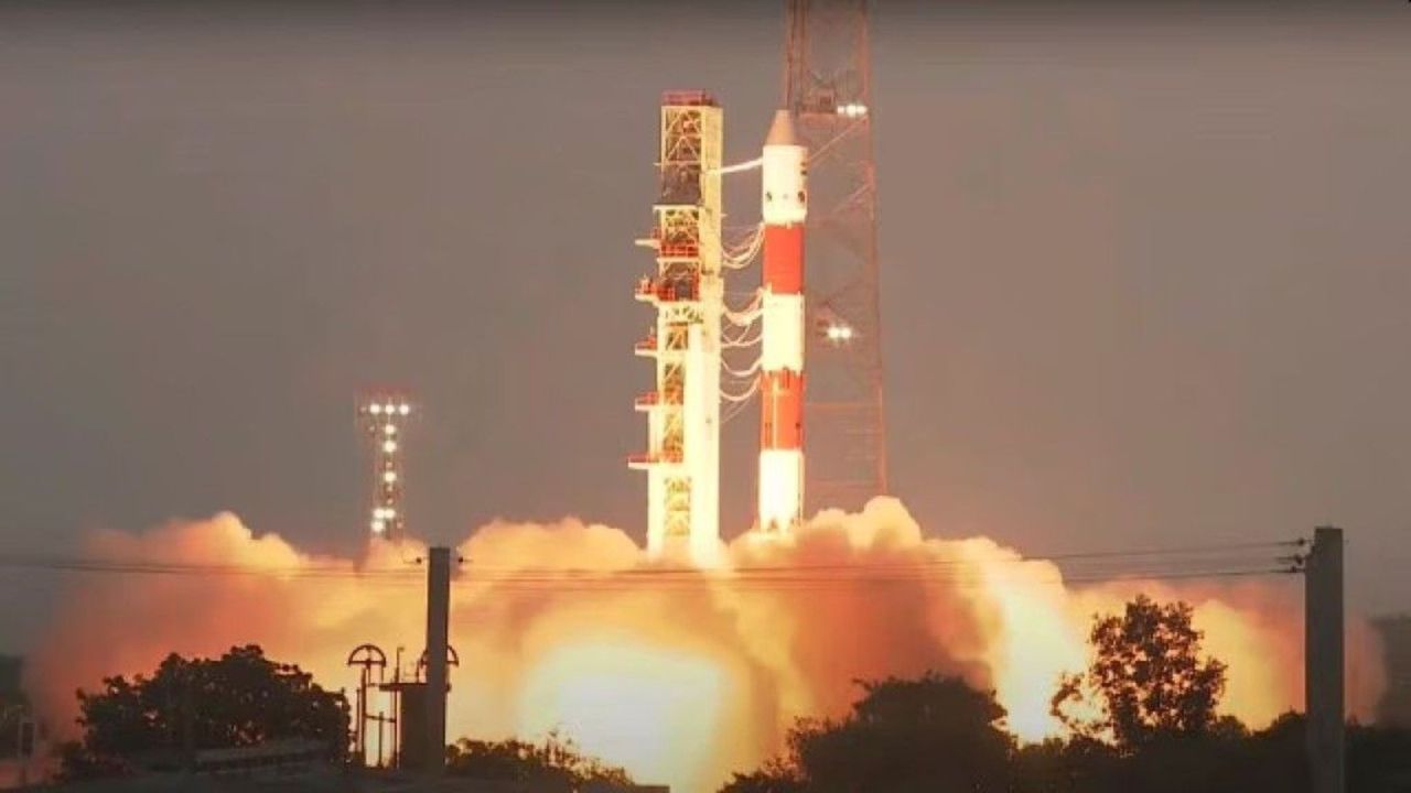 Indiens Radarsatellit EOS-09 verloren: Rückschlag für Militärpläne