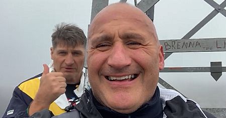Marcin Najman w Tatrach. "Giewont zdobyty i to nie z byle kim"
