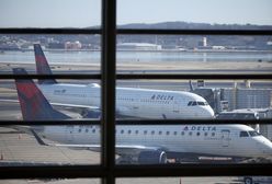 Samolot Delty uderzył skrzydłem w pas startowy na lotnisku LaGuardia