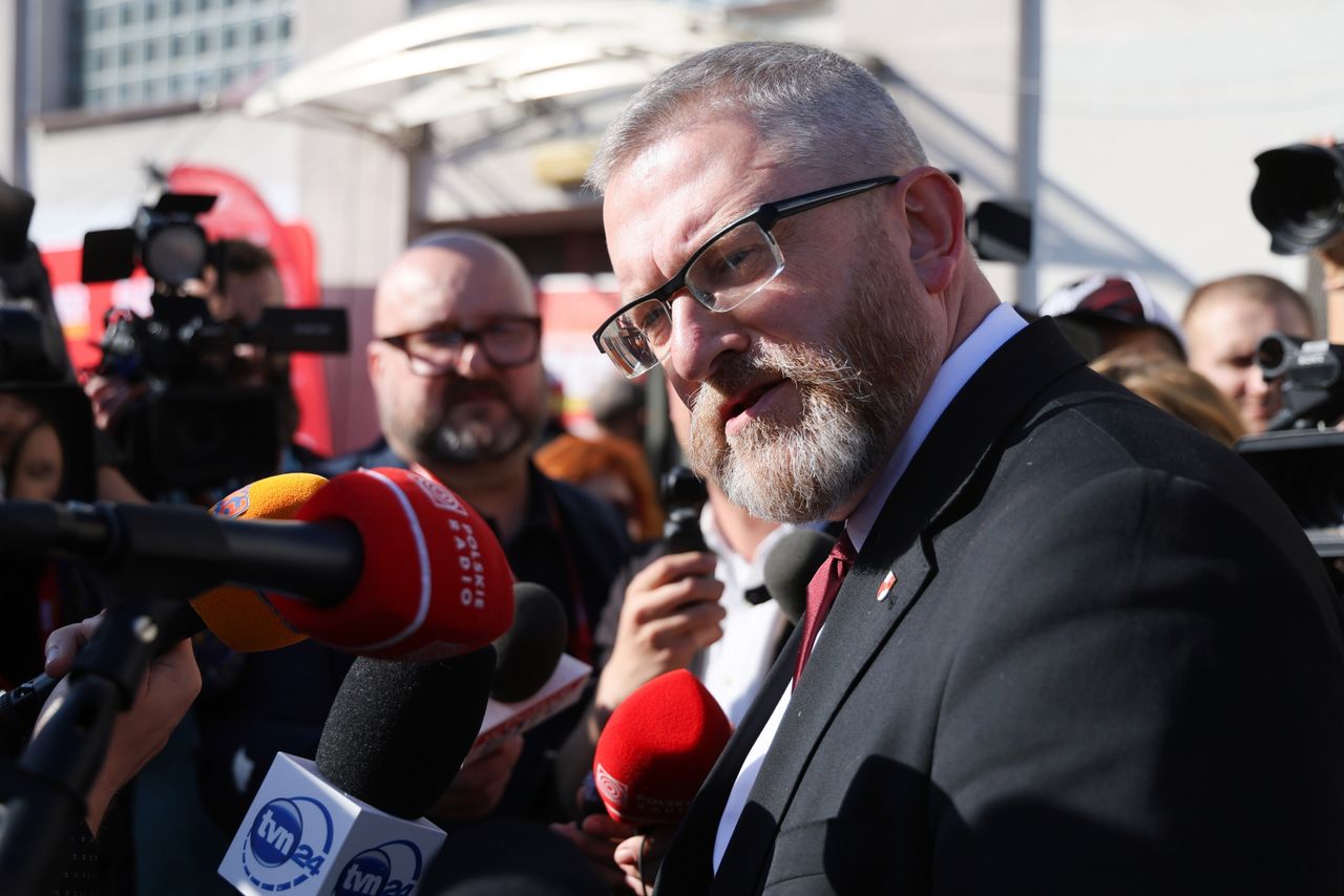 Skandaliczne słowa Brauna. Jest głos z Konfederacji