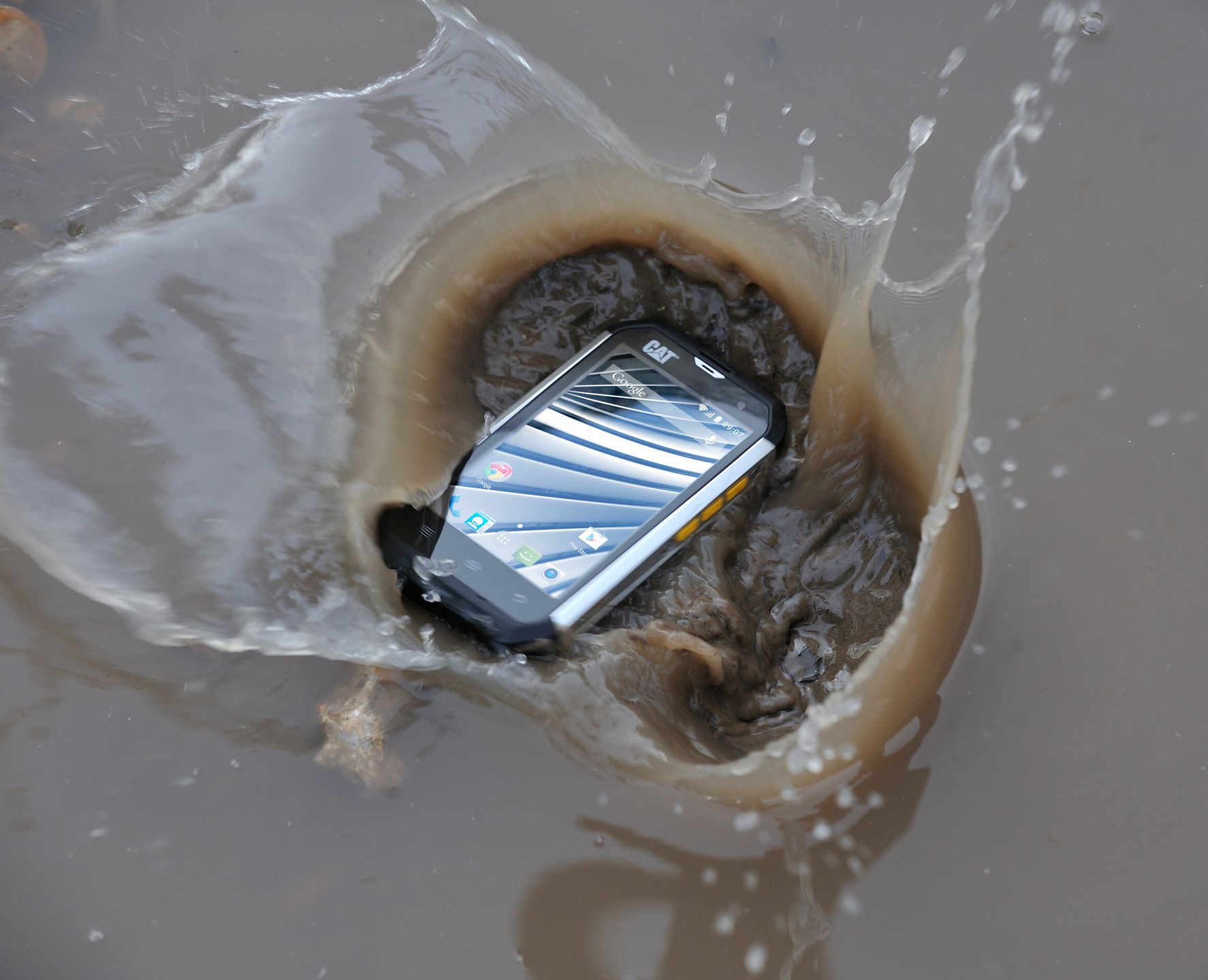 CAT B15Q to zdecydowanie najtwardszy smartfon z Androidem 4.4 KitKat 4