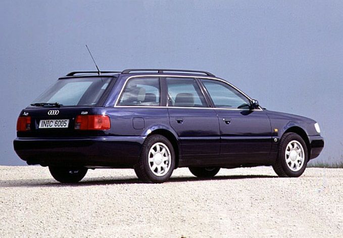 Audi A6 C4 Avant 1994-1997 (fot. autoevolution.com)