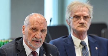 Podkomisja smoleńska. Antoni Macierewicz: Nikt nie miał takiej bezczelności jak wy