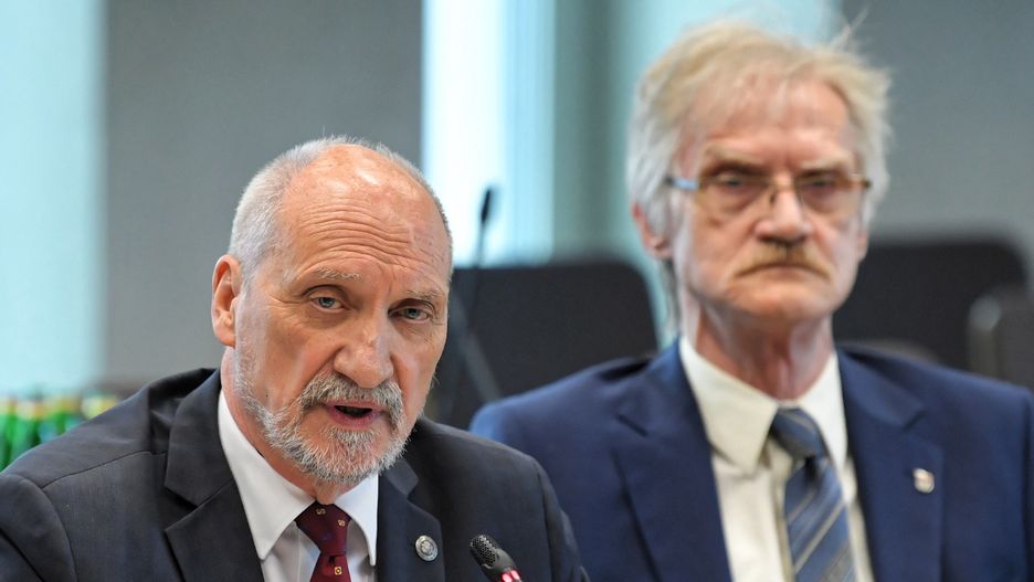 Podkomisja smoleńska. Antoni Macierewicz ostro skrytykował opozycję