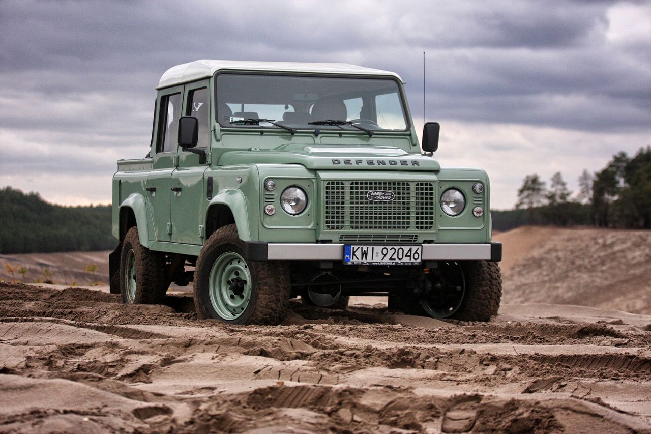 Land Rover Defender 110 Pick-Up od Defender Factory (2020) (fot. Arkadiusz Kwiecień)