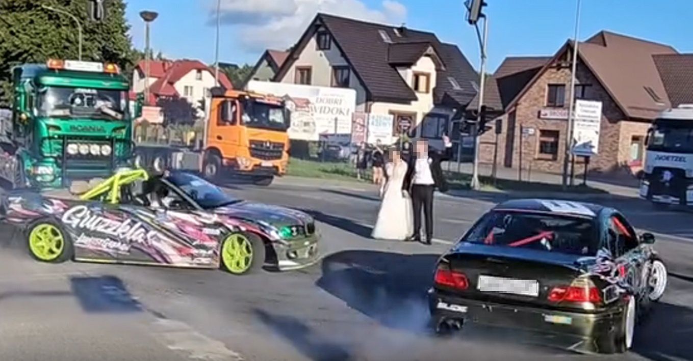 Driftują wokół młodej pary