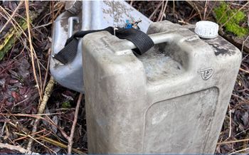 Kradł paliwo z maszyn budowlanych. Zniknęło ok. 1400 litrów