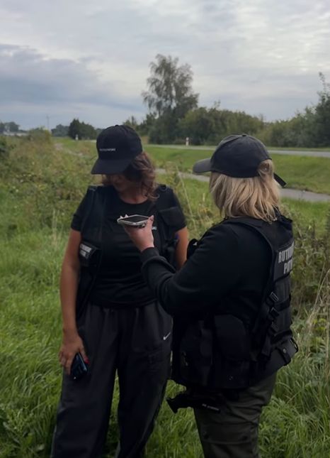 Maja Rutkowski podczas akcji poszukiwawczej