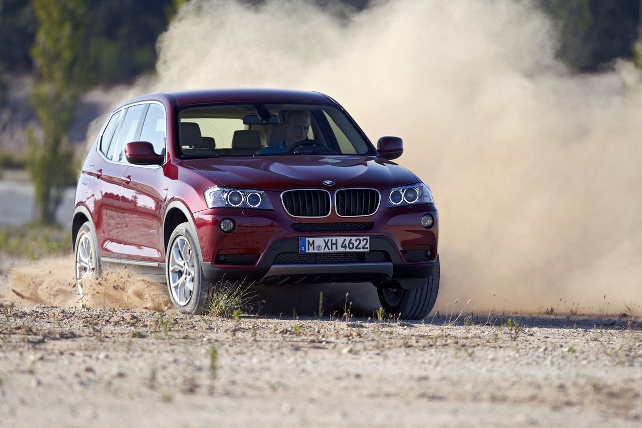 BMW X3 pozwala na jazdę uślizgami, ale bardzo cierpi na tym skrzynia rozdzielcza napędu