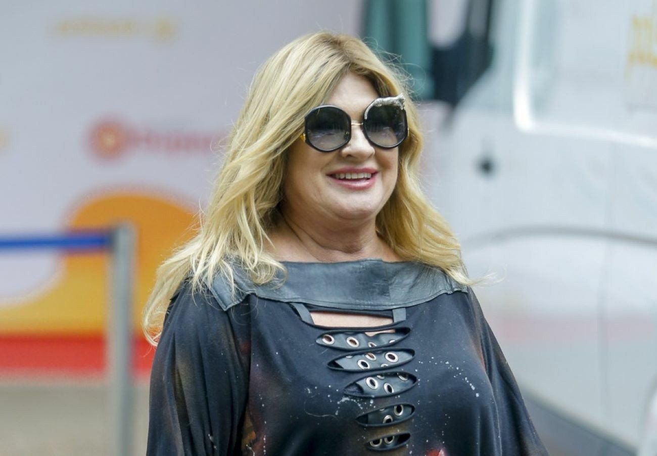 W naszej galerii znajdziecie aktualne zdjęcia Katarzyny Pietras, starszej córki Beaty Kozidrak. Jest podobna do swojej mamy? Sprawdźcie &gt;&gt;&gt;&gt;Na zdjęciu Beata Kozidrak na Polsat SuperHit Festiwal. Rok 2022.