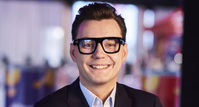 Bartosz Cebeńko poprowadzi „Teleexpress”. „Nie chcę konkurować z Maciejem Orłosiem”