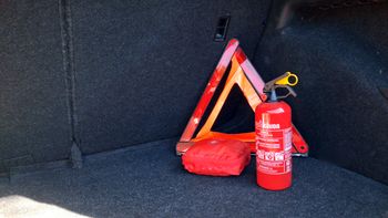 Co powinna mieć apteczka? Polskiej normy nie ma, trzeba kupować w ciemno