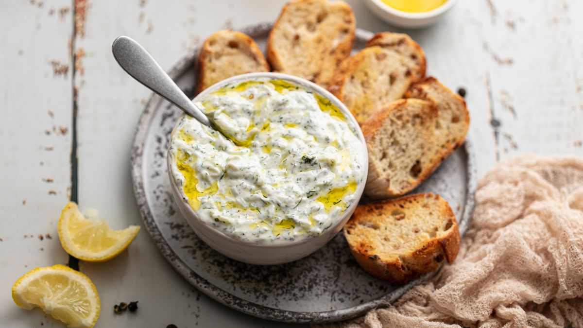 Nietypowe tzatziki z cukinią. Lepsze niż oryginał.