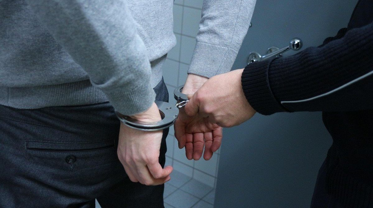 Szamotuły: Okradał sklep. 34-latek jest już w rękach policji