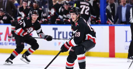 Buffalo Sabres świętują dziesiąte zwycięstwo z rzędu w NHL