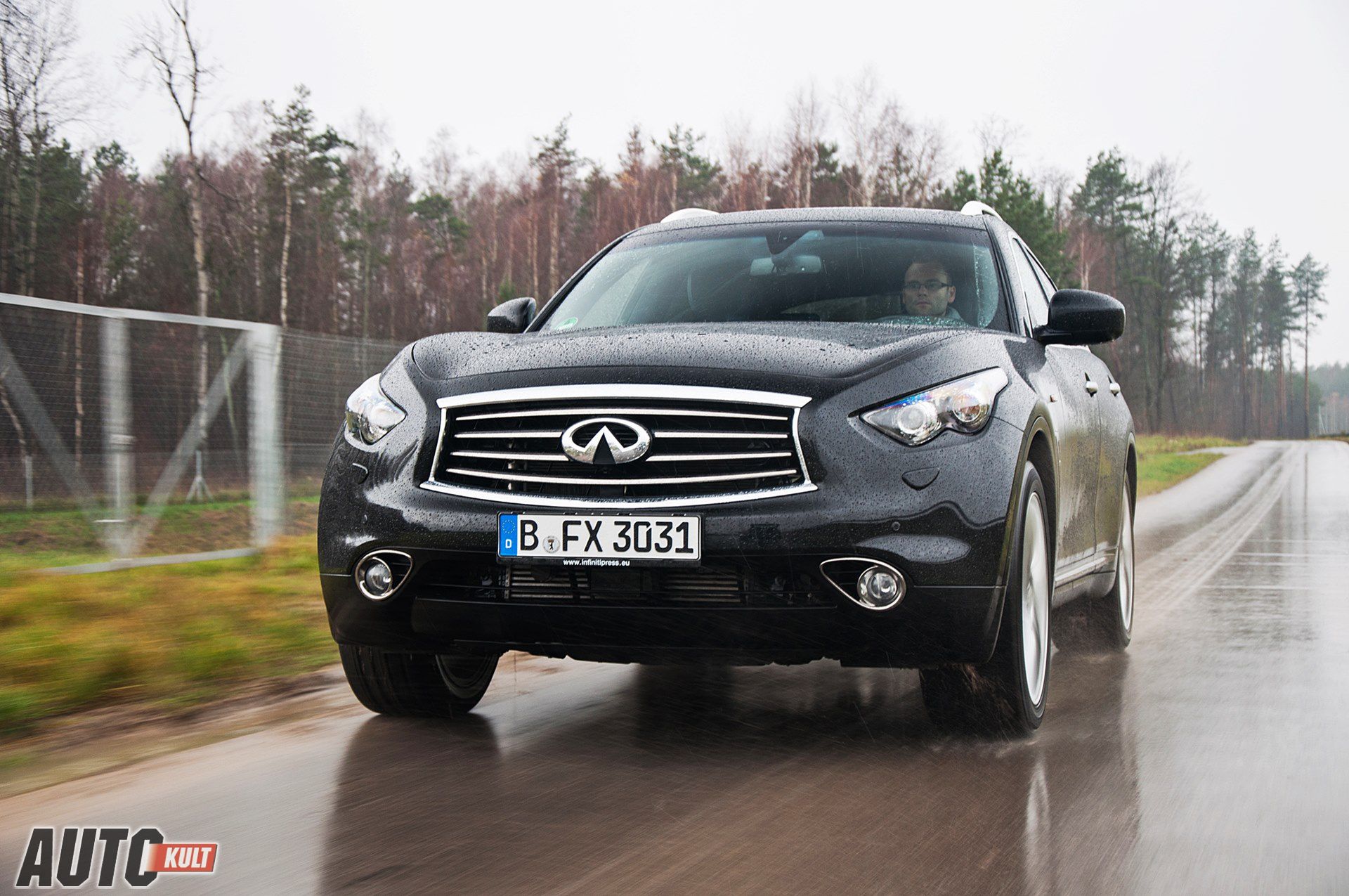 Przepływomierz powietrza czy alternator może "złapać" wodę zawsze, nawet podczas zwykłej jazdy w deszczu