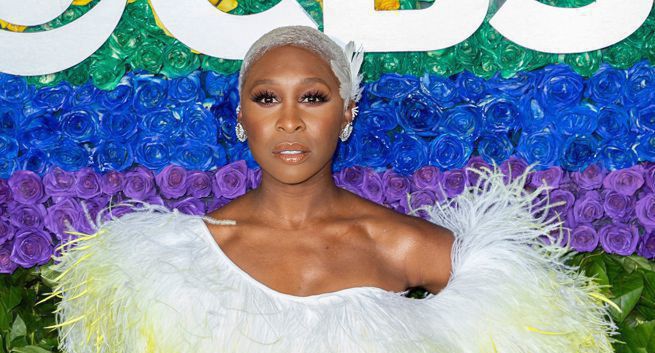 Cynthia Erivo jako Aretha Franklin w produkcji "Geniusz: Aretha"