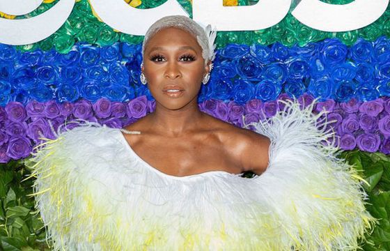 Cynthia Erivo jako Aretha Franklin w produkcji "Geniusz: Aretha"