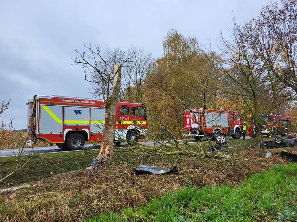 Wypadek na dk 63 pod Miłkami 