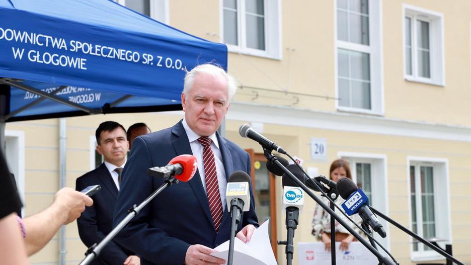 "Lex TVN" a rozłam na Prawicy. Jarosław Gowin nie szczędził dosadnych słów 