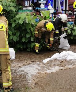 Alarm przeciwpowodziowy na Dolnym Śląsku. Strażacy mają pełne ręce roboty