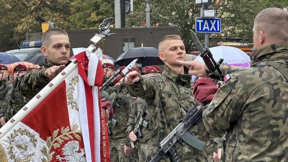 Przed rokiem uroczysta przysięga wojskowa odbyła się w Bełchatowie