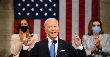 USA. Joe Biden: Ameryka znowu rusza naprzód