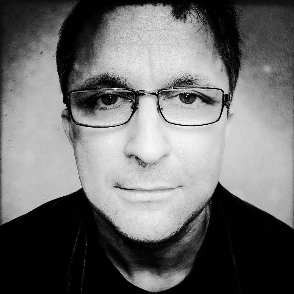 Portret telefonem? Dlaczego nie! – prezentujemy fragment projektu „i like my i” Łukasza Gawrońskiego 13