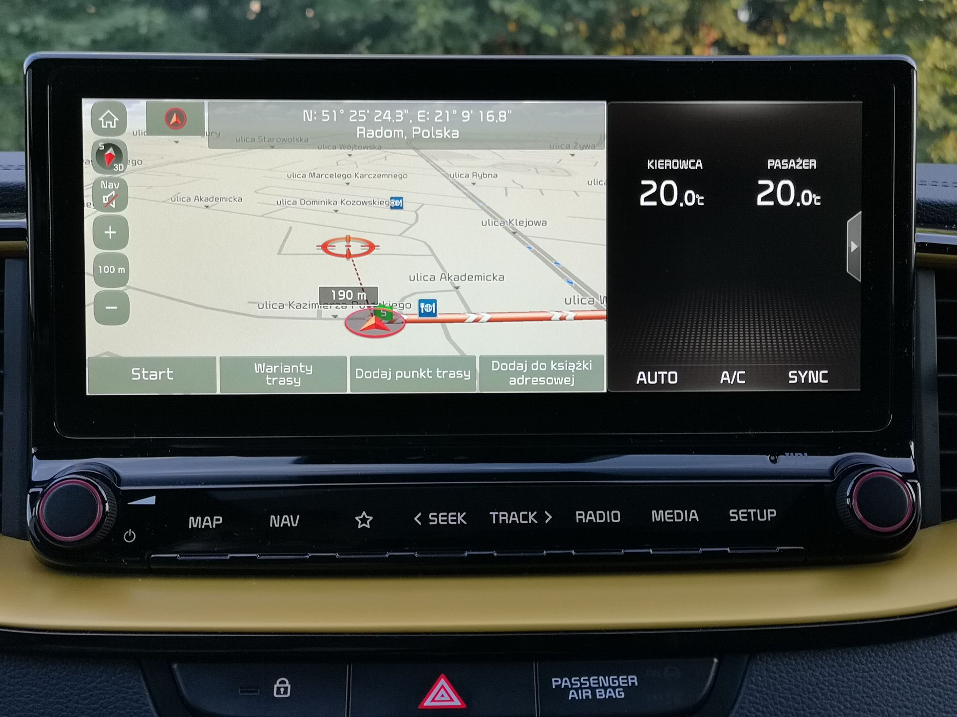Kia Xceed: Obsługa systemu, audio JBL i systemy bezpieczeństwa 11