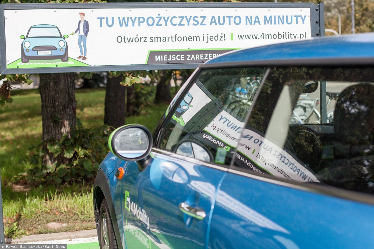 Większość firm carsharingowych ogranicza się do rejonu miast. Są jednak i takie, które pozwalają zabrać auto w trasę.