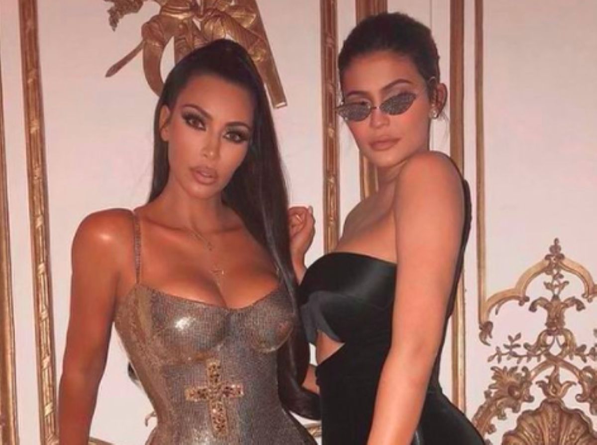 Kim and Kylie Kardashian collaborated with the murdered manager.