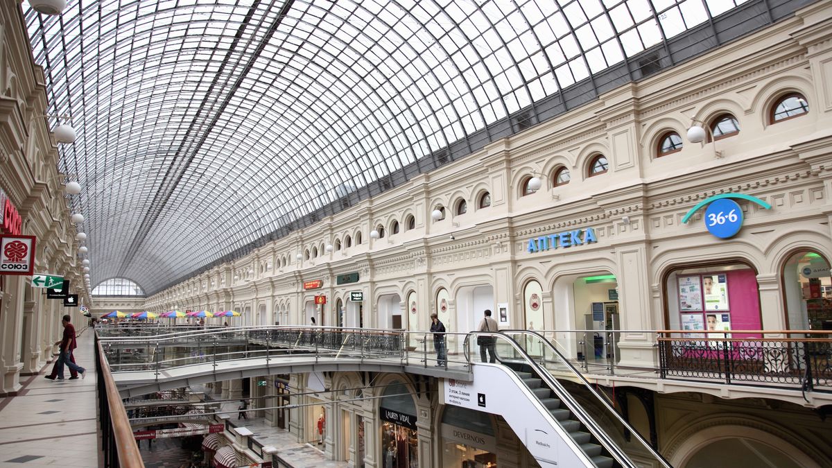 Galeria GUM w Moskwie znajdująca się na Placu Czerwonym 