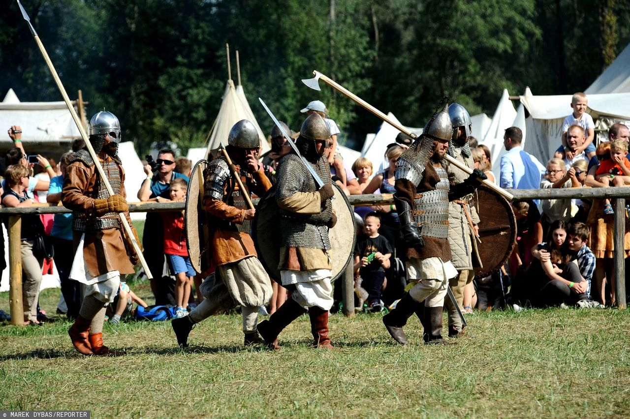 Skarbówka weszła na festyn rekonstruktorów