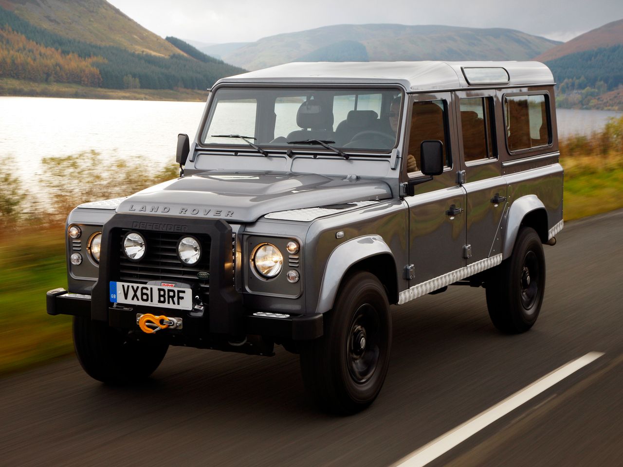 Land Rover Defender 110 Station Wagon EU-spec (2007)