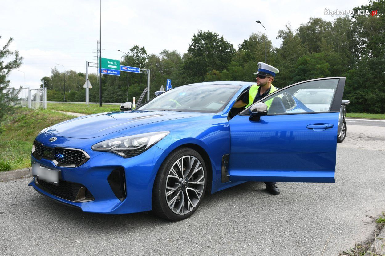 Kia Stinger GT - ten radiowóz musi zrobić wrażenie
