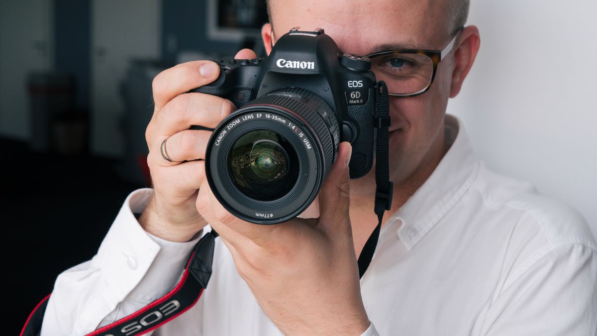 Canon EOS 6D Mark II i EOS 200D - znamy polskie ceny i dostępność 1