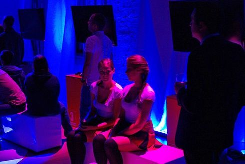 Konferencja EA - hostessy FIFA 12 na imprezie Graj z EA