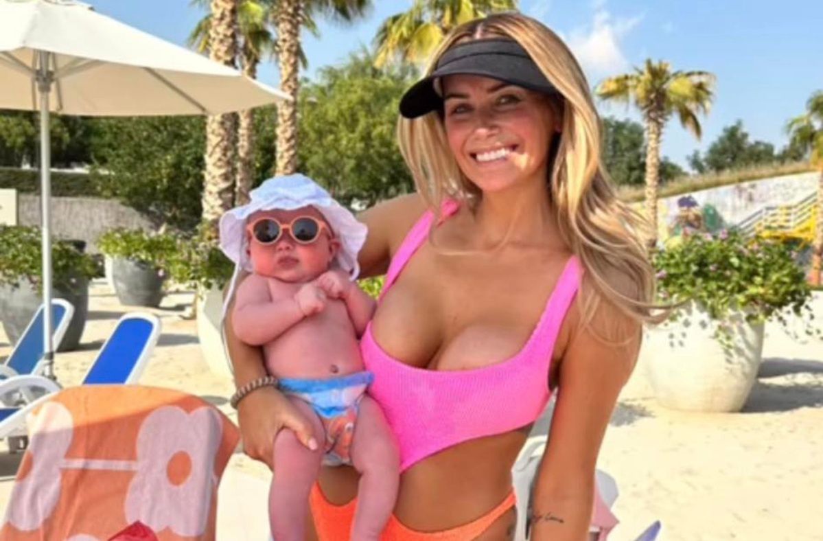 Influencer Laura Anderson roasted on social media for alleged sunburn on her baby's face
