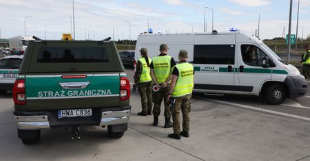 Alert RCB dla całego kraju. Ma związek ze zmianą na granicy