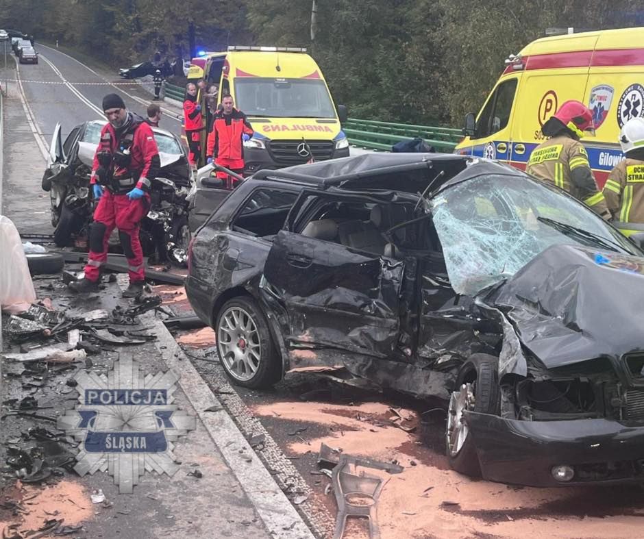 Żywiec: Reanimacja po wypadku. Droga wojewódzka nr 946 zablokowana