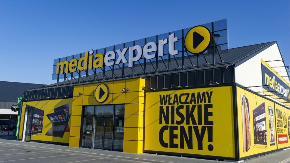 Internauci krytykują ankietę Media Expert. Sklep odpowiada