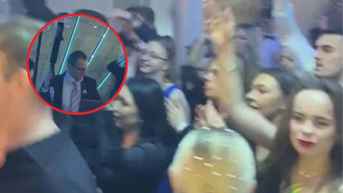 Pistolet i dym. Nagrali dyrektora na studniówce