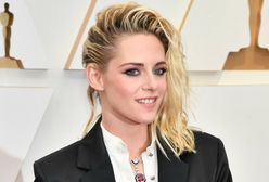 Kristen Stewart szokuje na czerwonym dywanie. Zrezygnowała z sukni na rzecz szortów